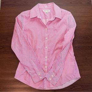 Banana Republic pink pinstripe women’s “Non-iron fitted” button down 100%cotton